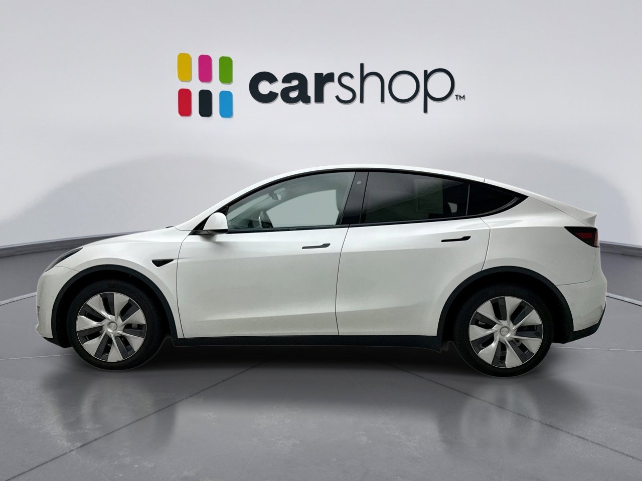 Used 2020 Tesla Model Y Long Range image 2