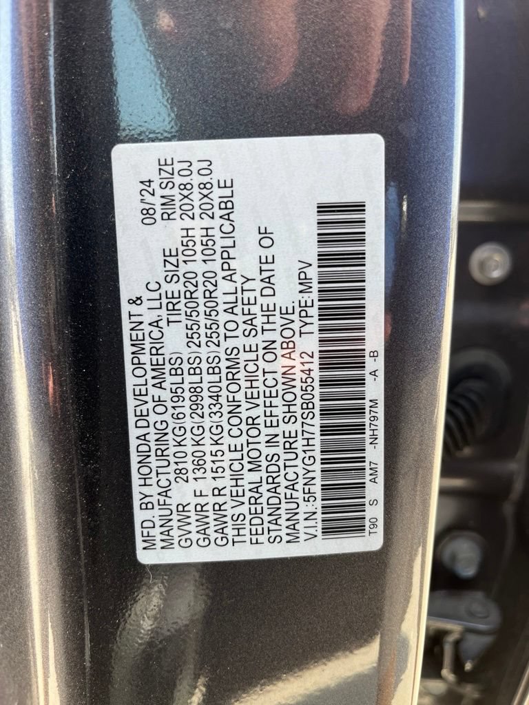Certified 2025 Honda Pilot Touring image 11