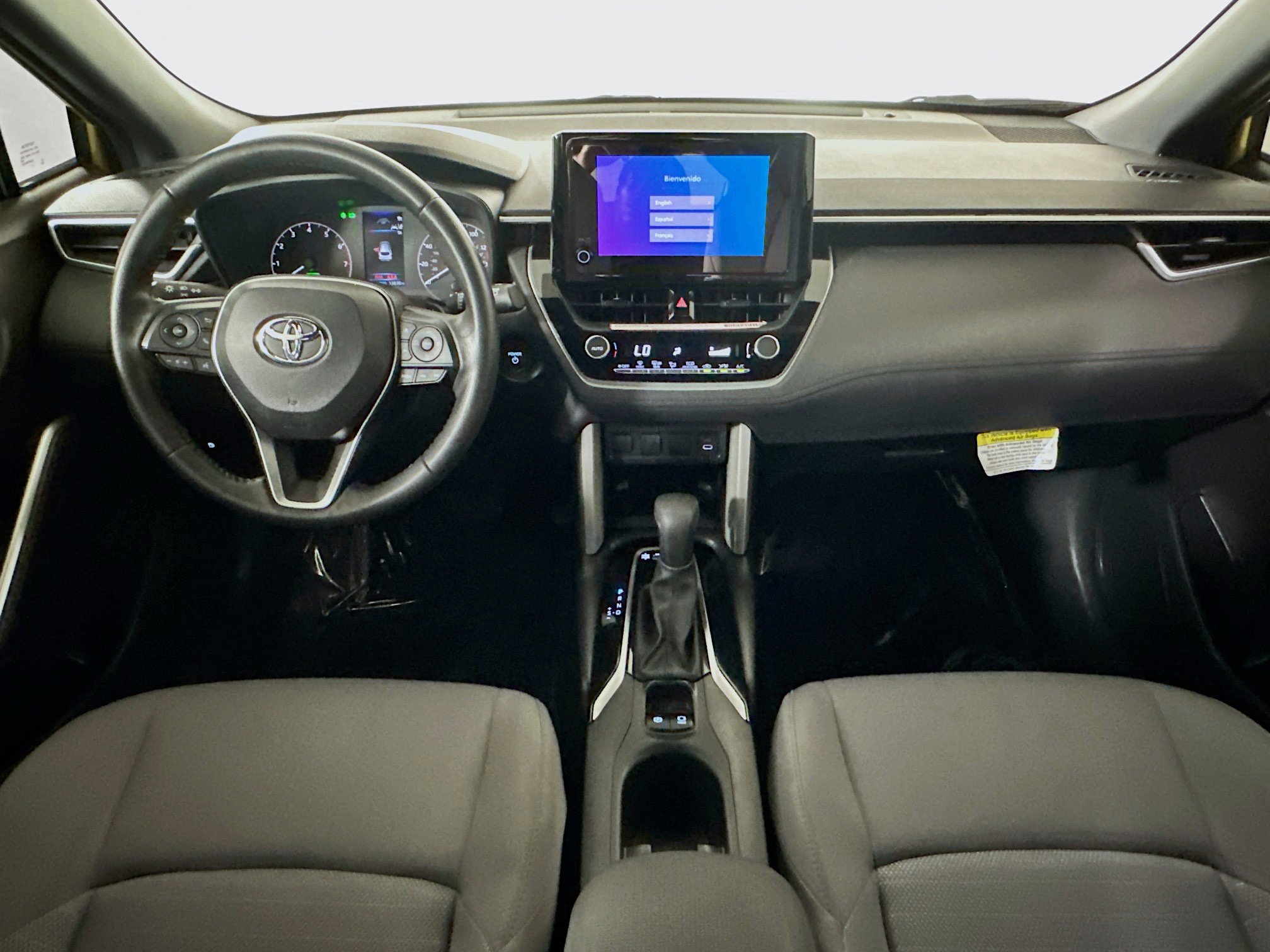 Used 2024 Toyota Corolla Cross SE w/ Moonroof Package image 27