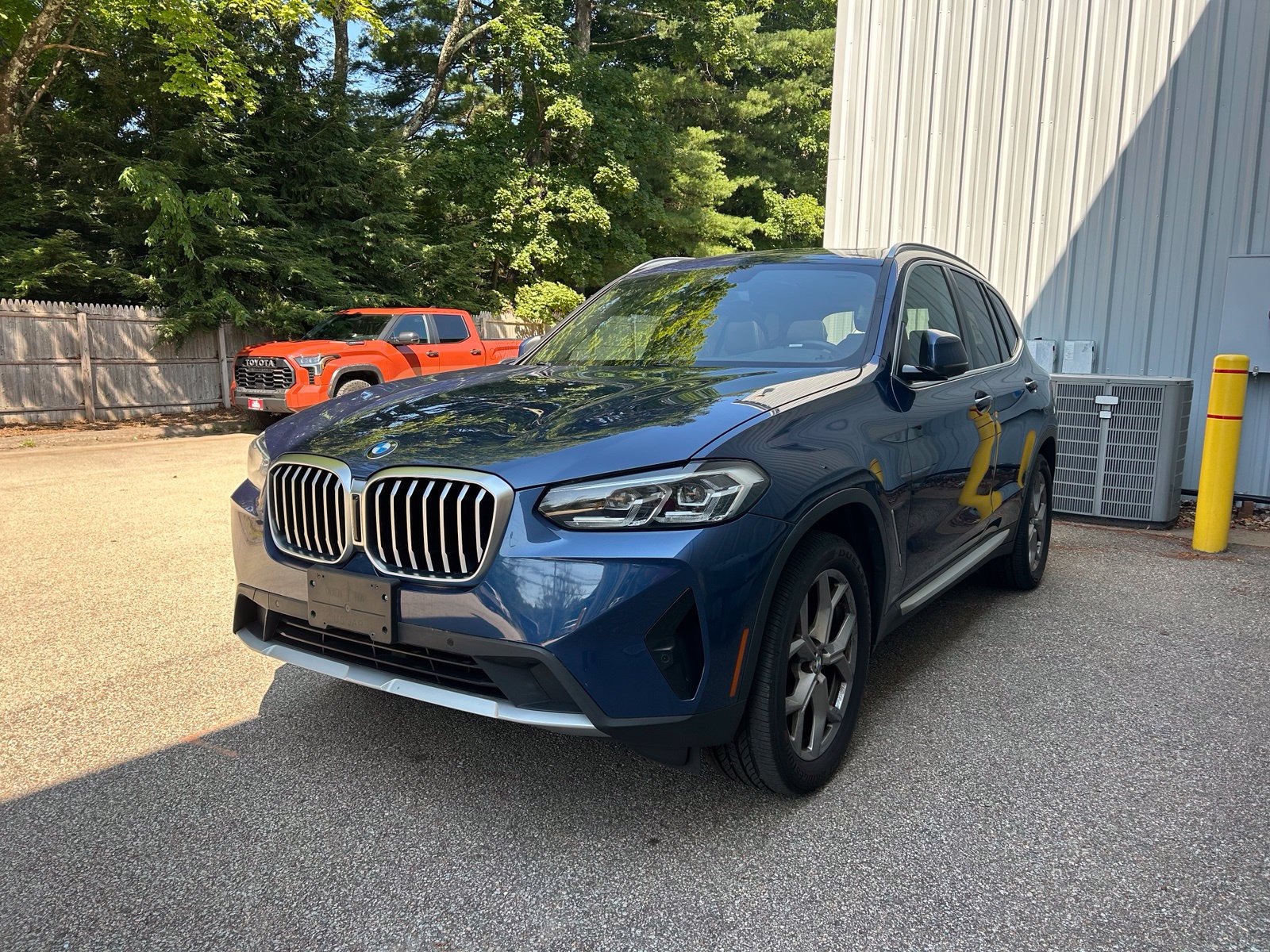 Used 2022 BMW X3 xDrive30i w/ Convenience Package AWD/4WD image 11