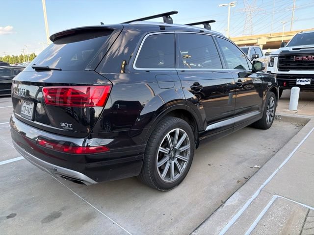 Used 2017 Audi Q7 3.0T Premium Plus AWD/4WD image 4