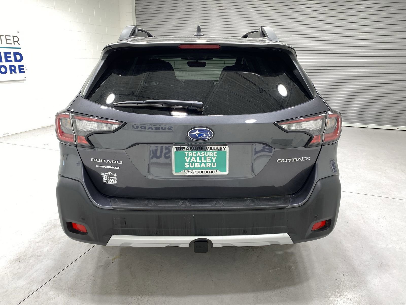Certified 2025 Subaru Outback Limited AWD/4WD image 7