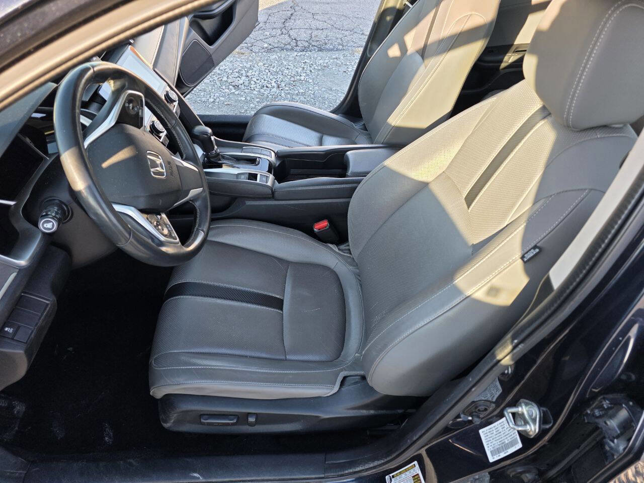 Used 2017 Honda Civic EX-L image 17