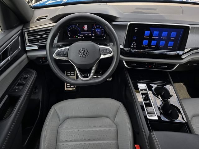 Used 2025 Volkswagen Atlas Cross Sport SEL R-Line AWD/4WD image 14