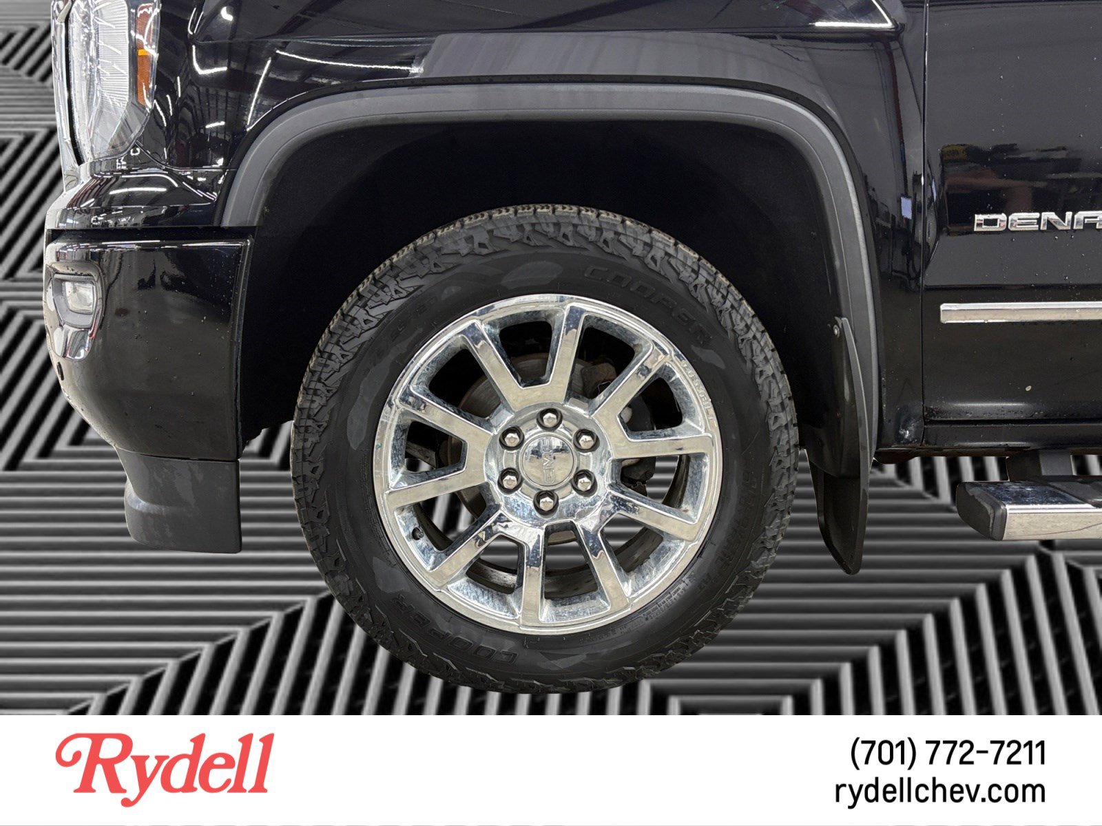 Used 2017 GMC Sierra 1500 Denali AWD/4WD image 9