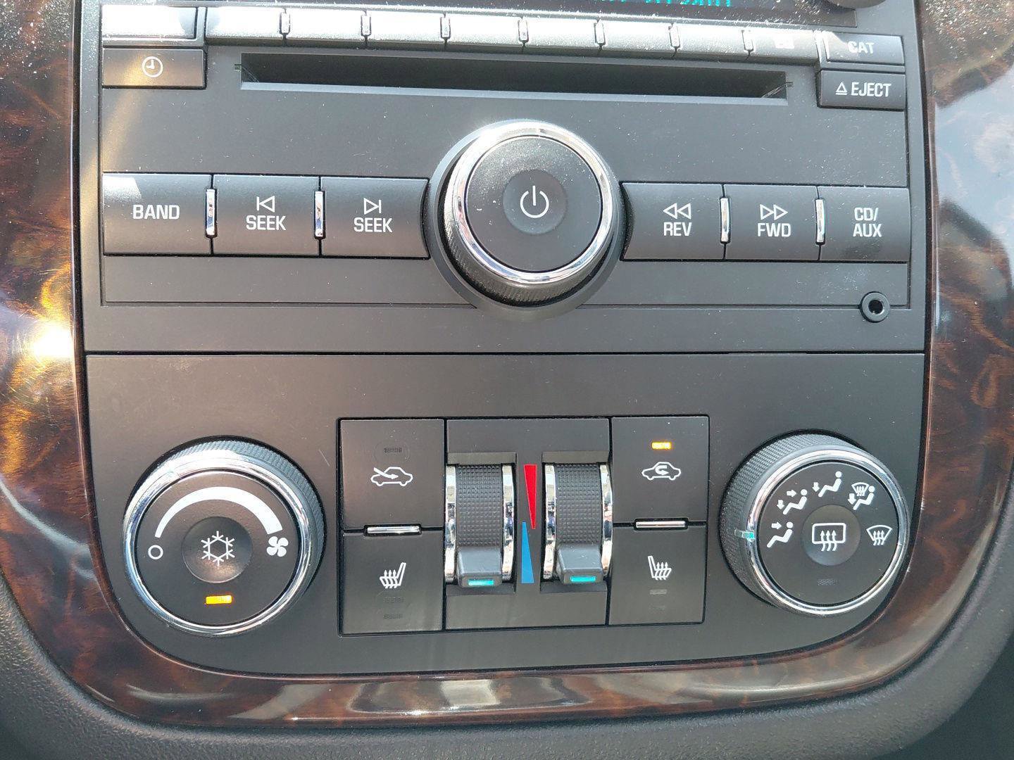 Used 2014 Chevrolet Impala LTZ FWD image 38