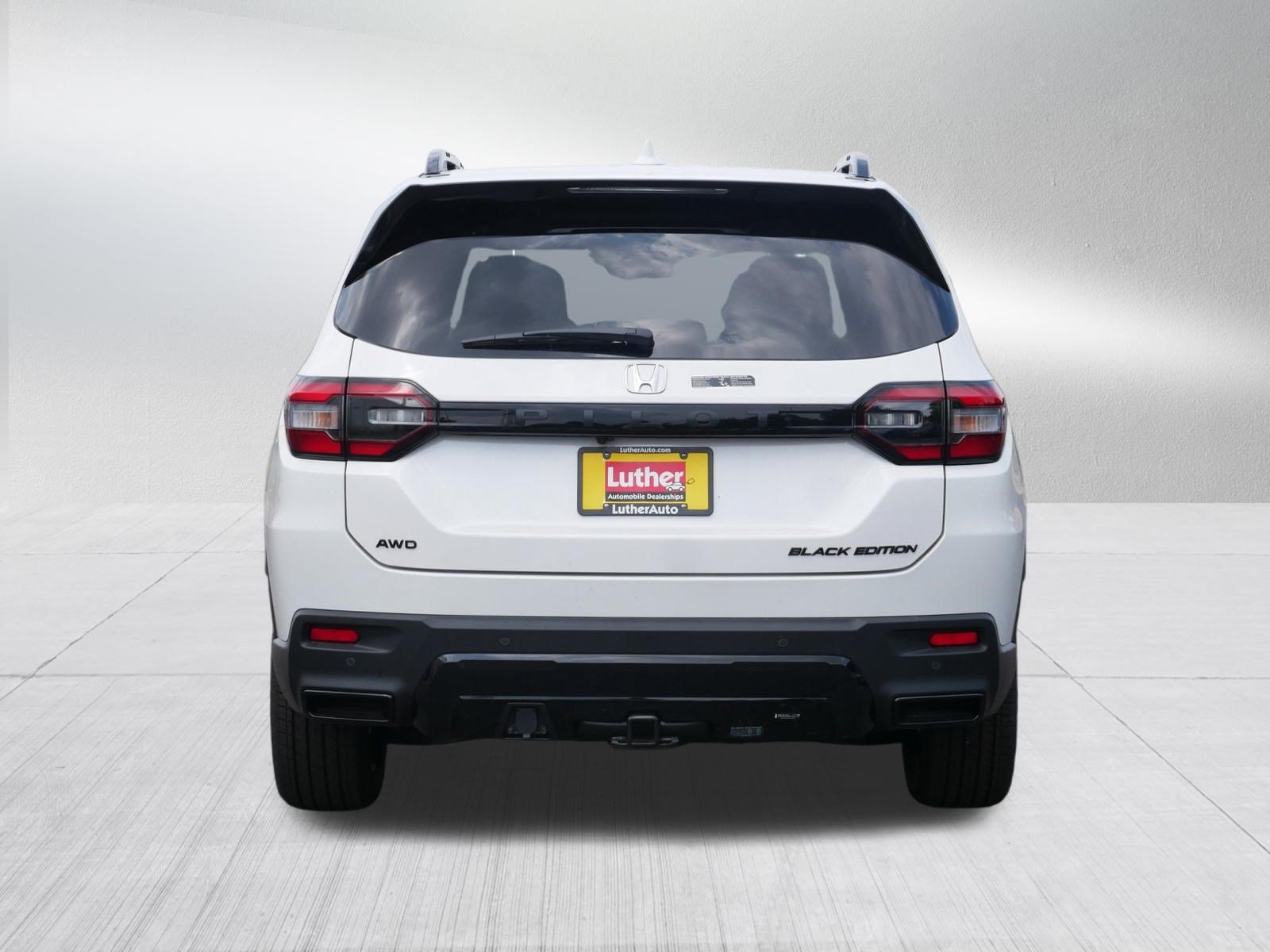 New 2026 Honda Pilot Black Edition image 6