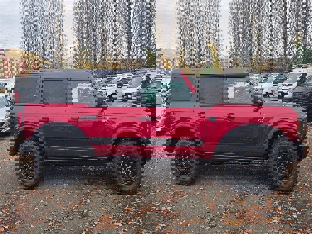 New 2025 Ford Bronco Big Bend w/ Black Diamond Package image 4