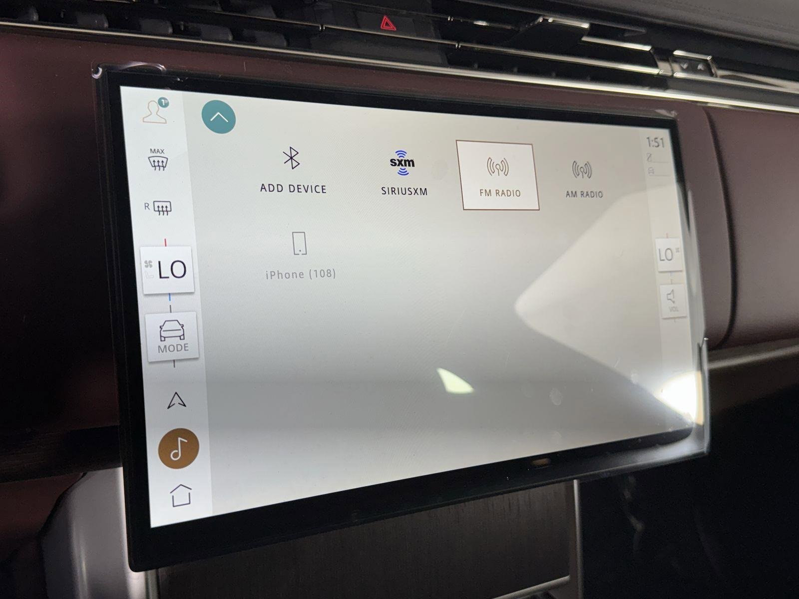 New 2025 Land Rover Range Rover SE image 19