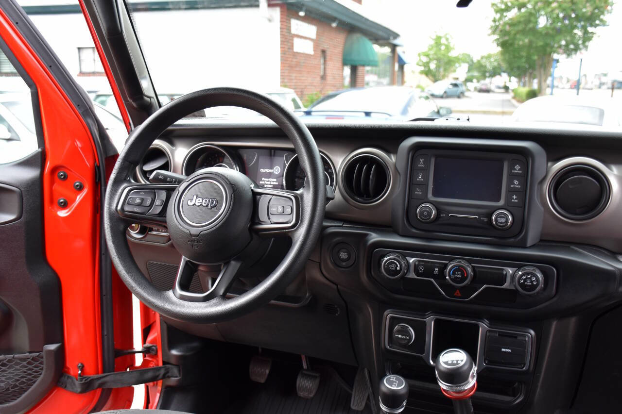 Used 2020 Jeep Wrangler Unlimited Sport image 11