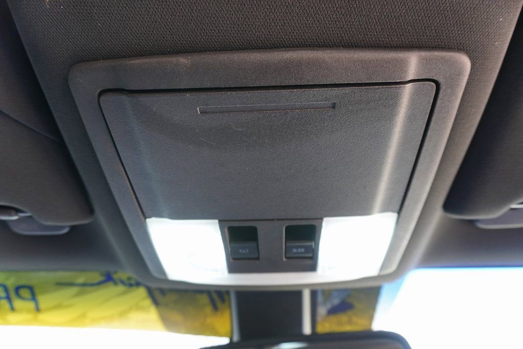Used 2016 Ford Taurus SHO w/ Equipment Group 401A image 18