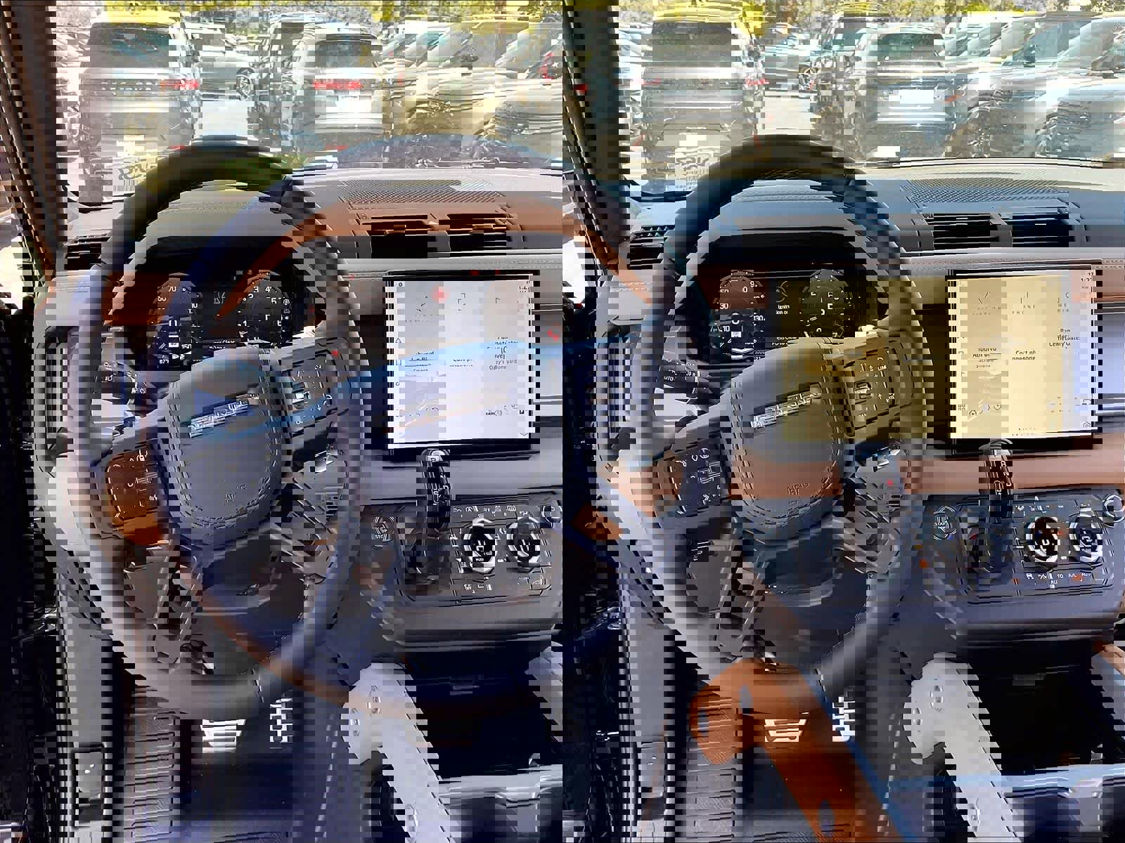 New 2025 Land Rover Defender 90 V8 image 15