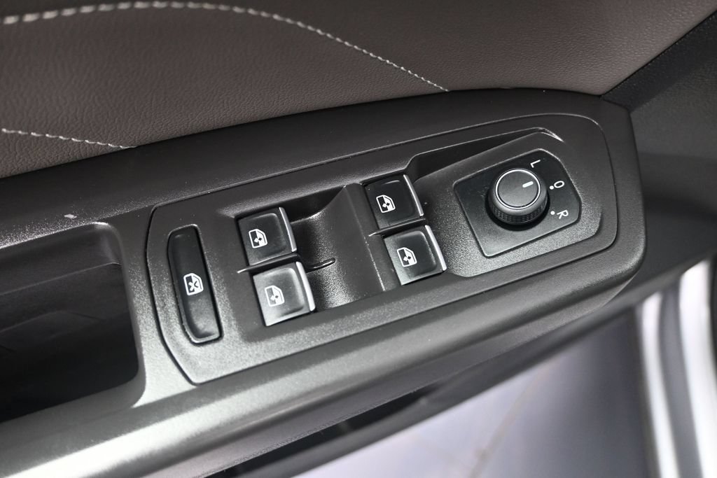 Used 2023 Volkswagen Atlas SE AWD/4WD image 10