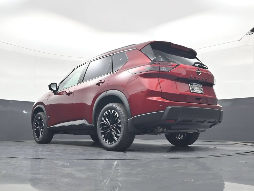 Certified 2026 Nissan Rogue Dark Armor FWD image 23