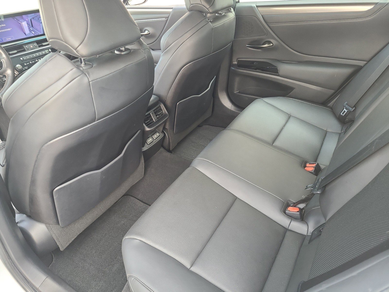 Used 2023 Lexus ES 350 F Sport image 35