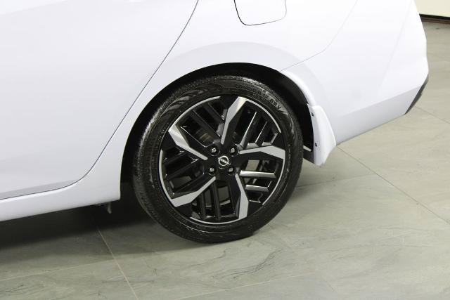 Certified 2024 Nissan Versa SR w/ Trunk Package FWD image 16