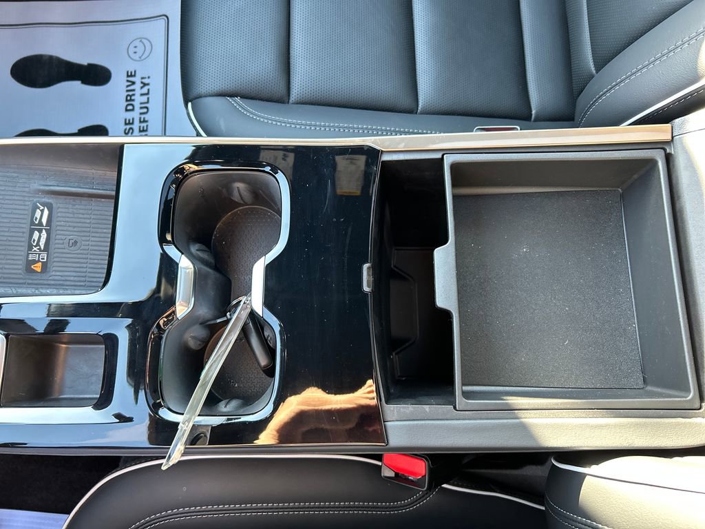 Used 2025 Buick Enclave Avenir w/ Super Cruise Package image 21