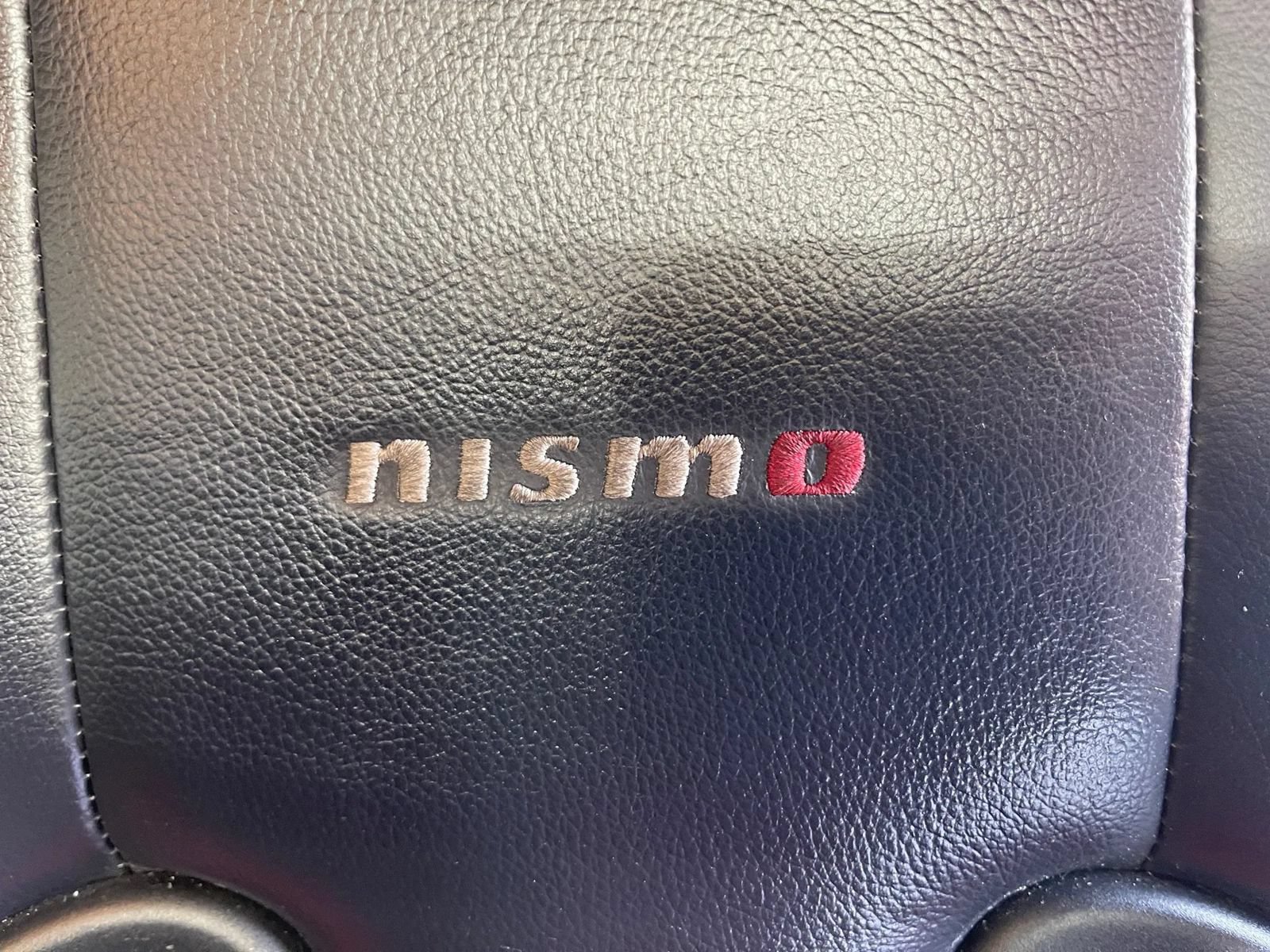Used 2016 Nissan 370Z NISMO RWD image 12