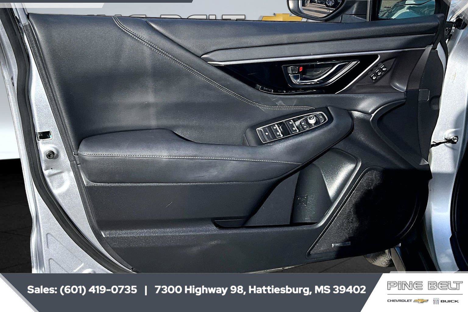 Used 2023 Subaru Outback Touring AWD/4WD image 17