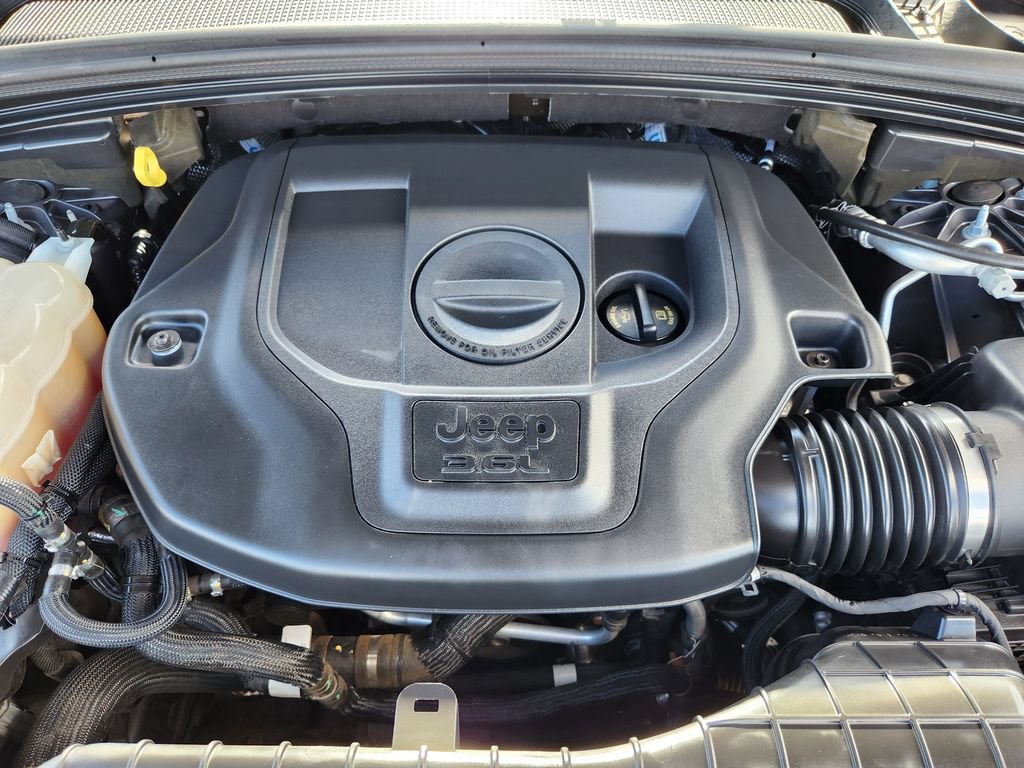 Used 2021 Jeep Grand Cherokee L Overland w/ Luxury Tech Group IV AWD/4WD image 32