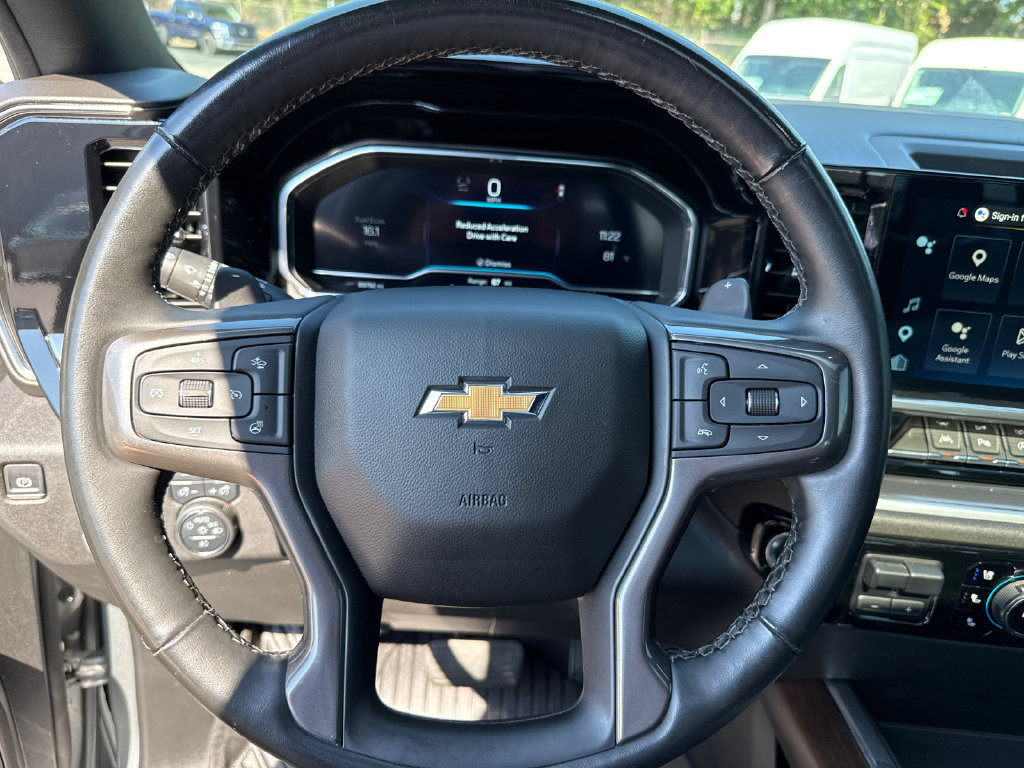Used 2024 Chevrolet Silverado 1500 High Country w/ Technology Package AWD/4WD image 25
