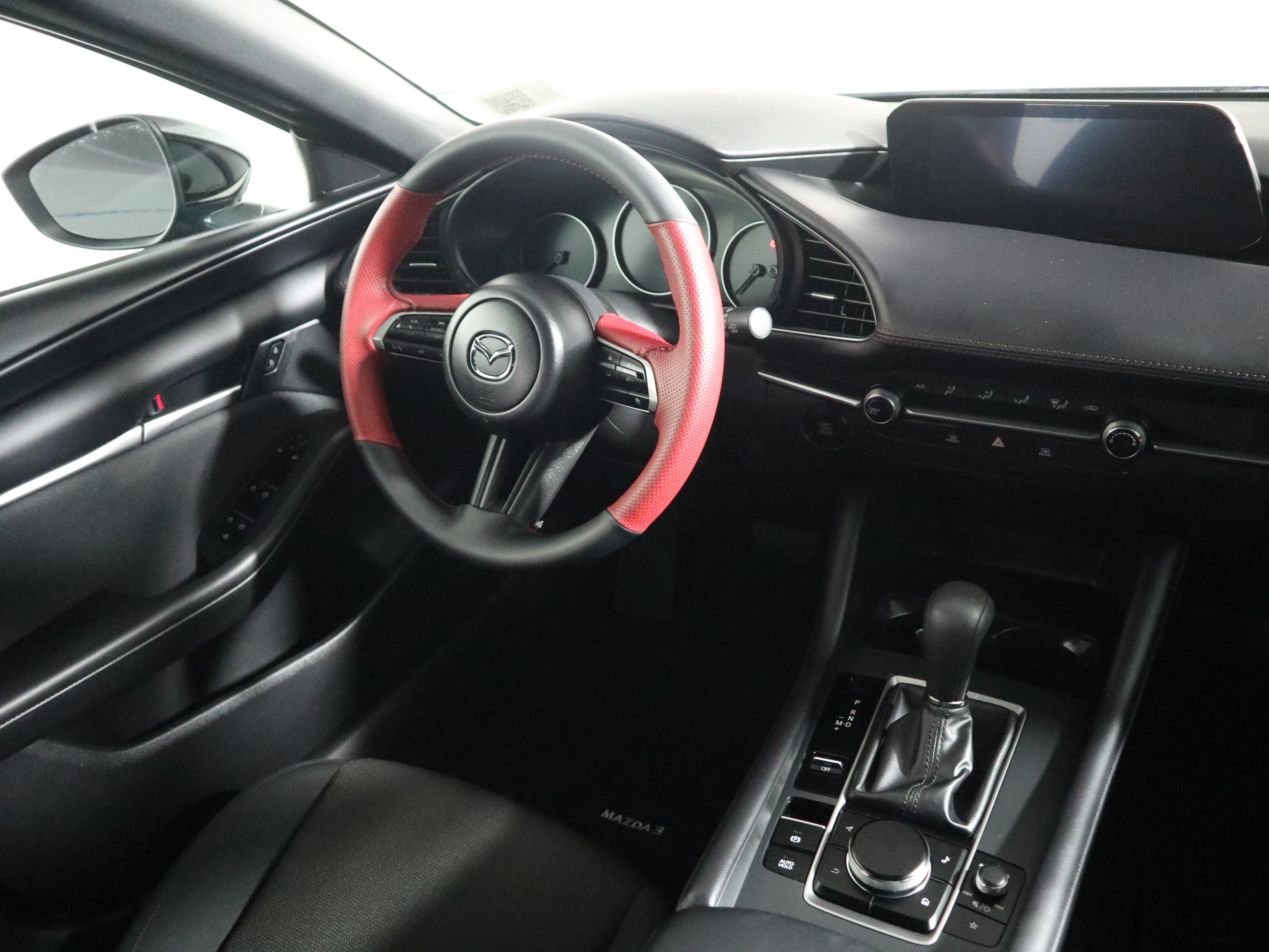 Certified 2025 MAZDA MAZDA3 s FWD image 15