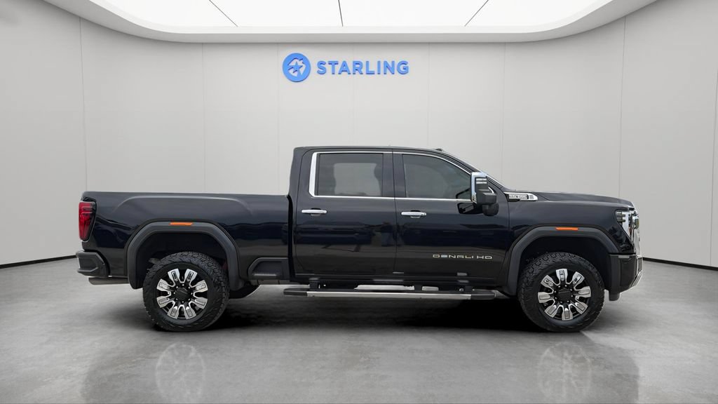 Used 2024 GMC Sierra 2500 Denali AWD/4WD image 11