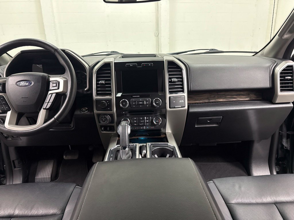 Used 2018 Ford F150 Lariat w/ Trailer Tow Package RWD image 38