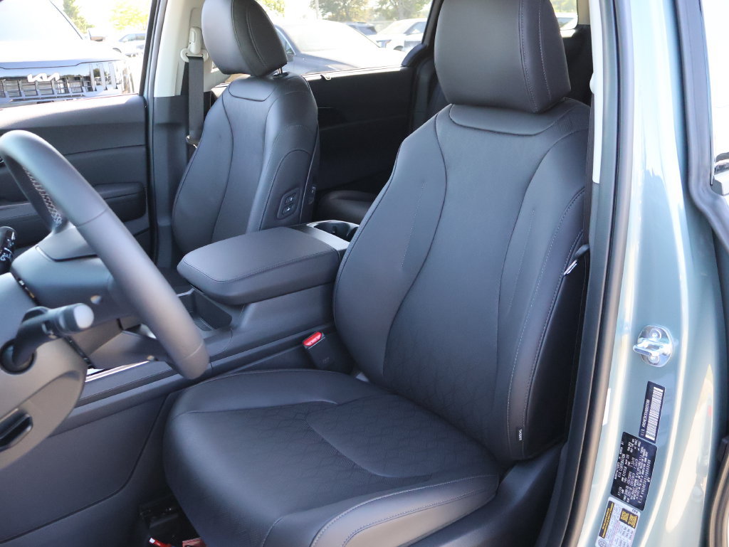 New 2027 Kia Carnival SX FWD image 24