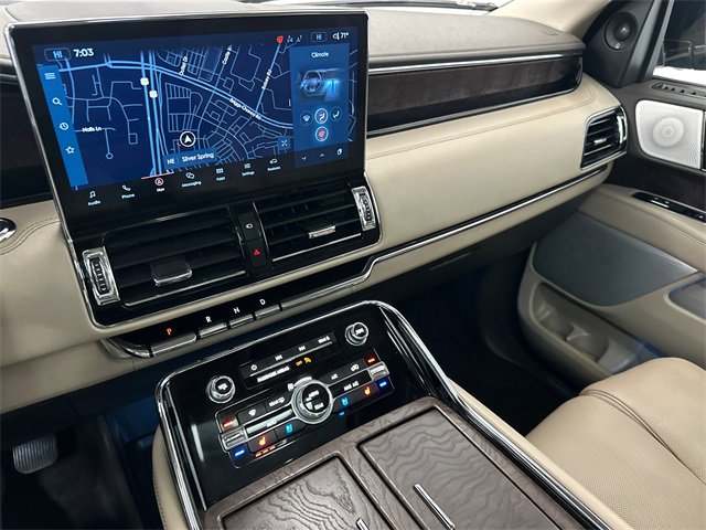 Used 2022 Lincoln Navigator Reserve image 30