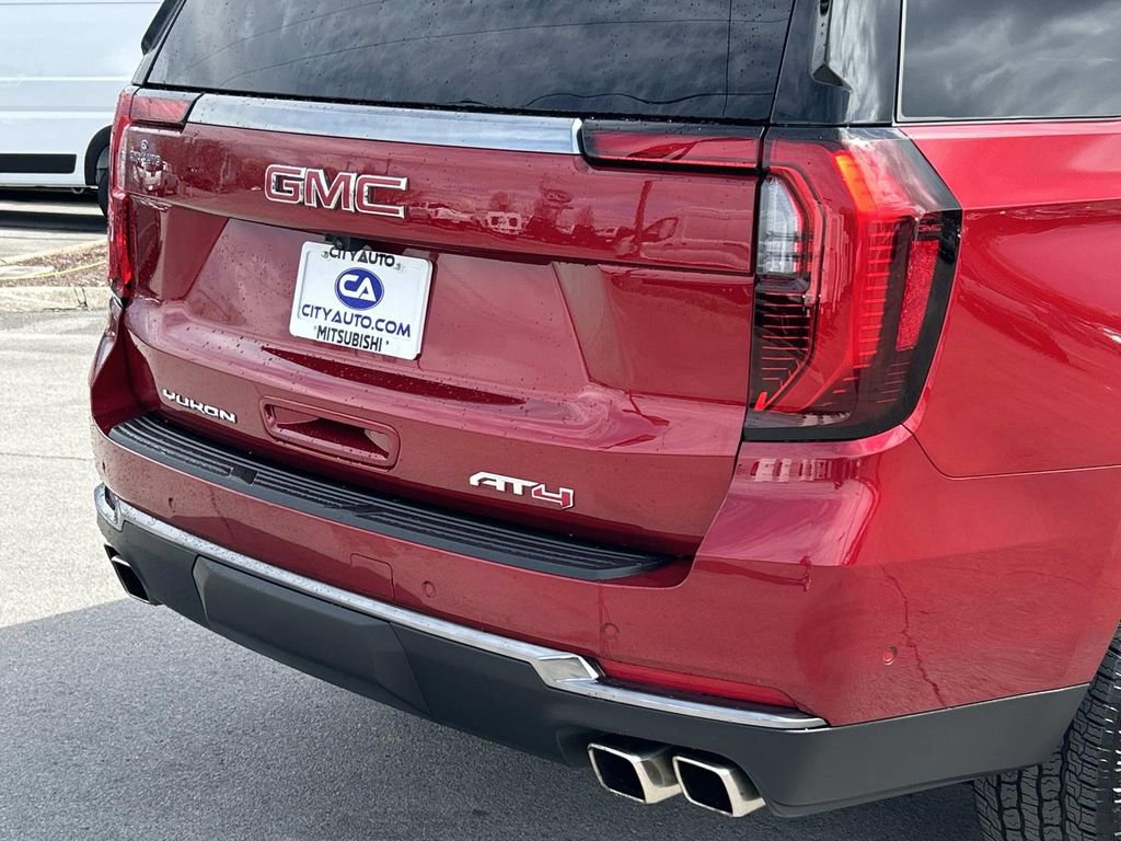 Used 2026 GMC Yukon AT4 w/ LPO, Floor Liner Package image 13