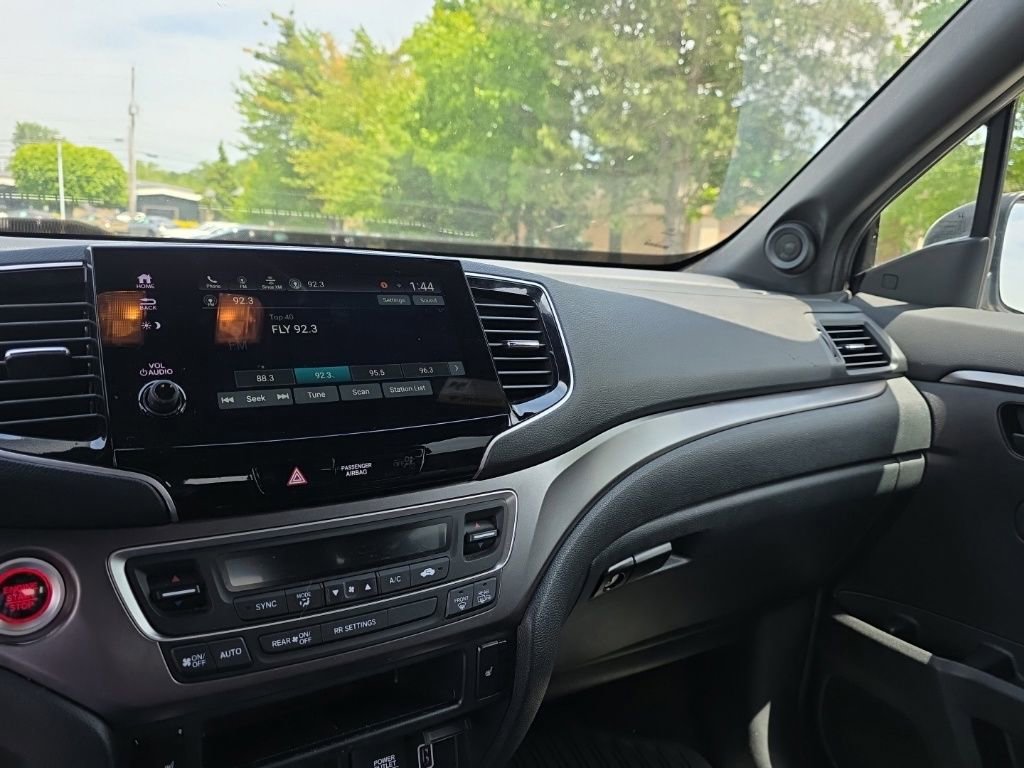 Used 2023 Honda Passport EX-L image 19
