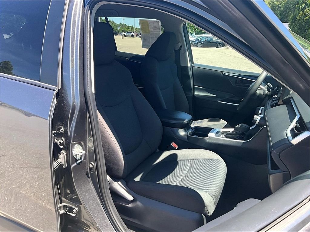 Used 2020 Toyota RAV4 LE w/ All Weather Liner Package AWD/4WD image 11