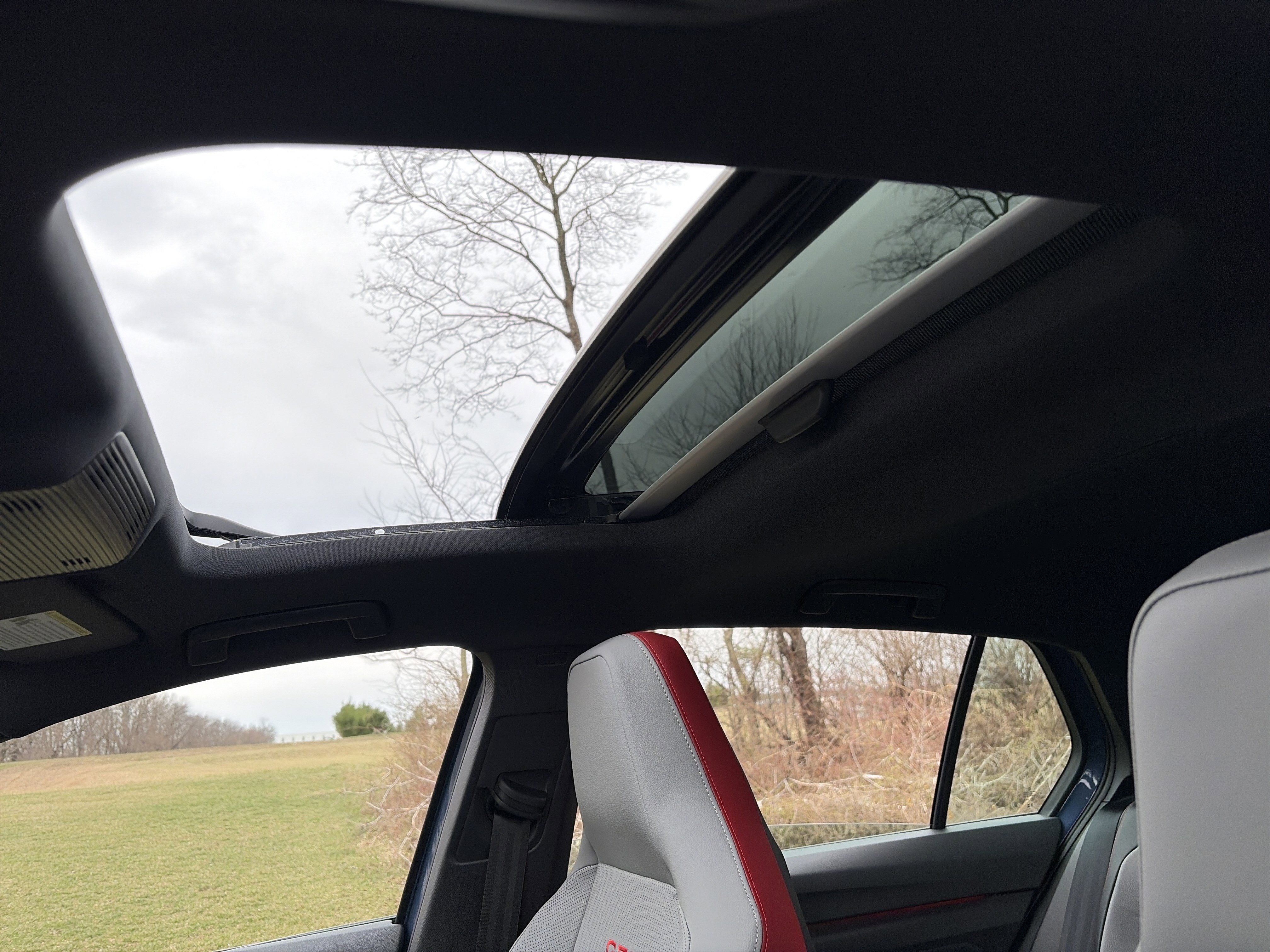 New 2026 Volkswagen GTI SE image 16