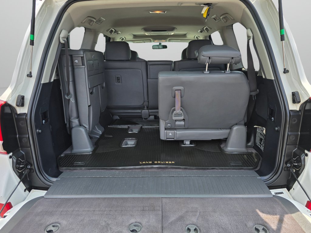 Used 2009 Toyota Land Cruiser AWD/4WD image 23