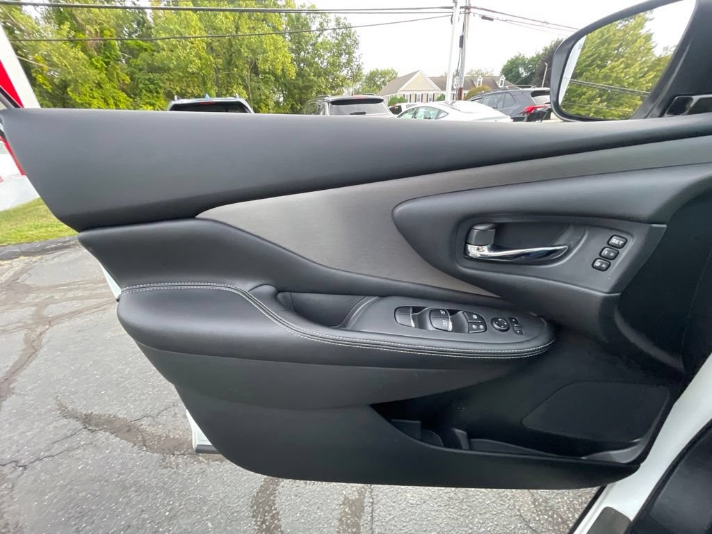 Certified 2024 Nissan Murano SL AWD/4WD image 9