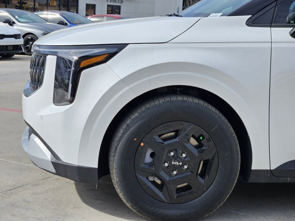 New 2026 Kia Carnival FWD image 6