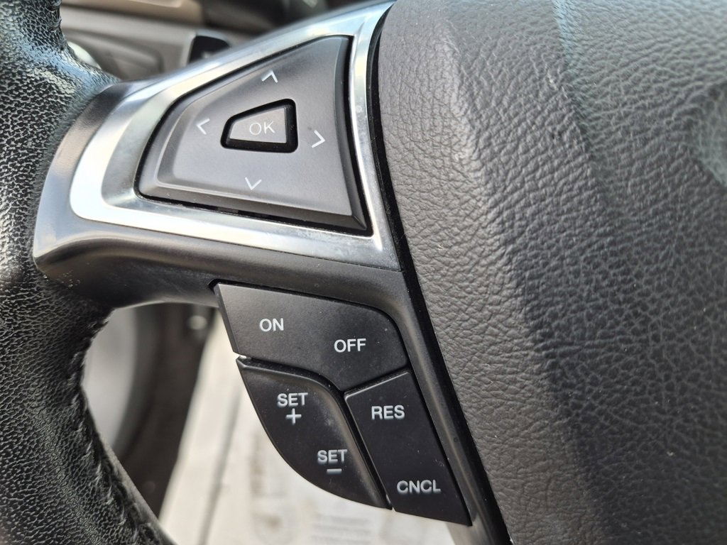 Used 2019 Ford Fusion SEL image 15