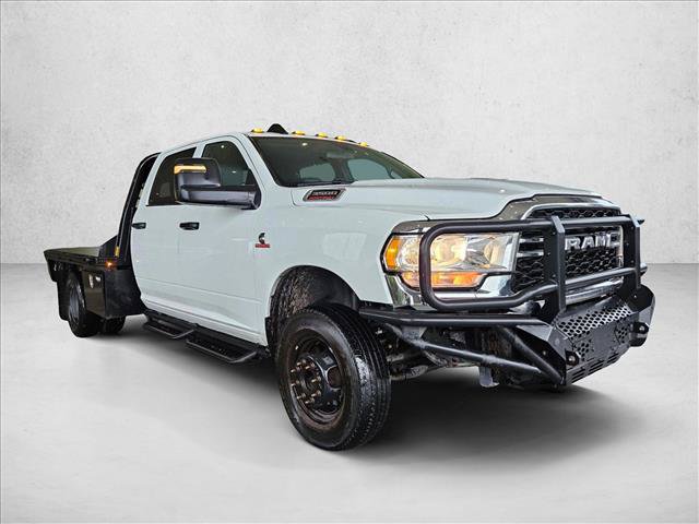 Used 2024 RAM 3500 Tradesman w/ Chrome Appearance Group AWD/4WD image 3