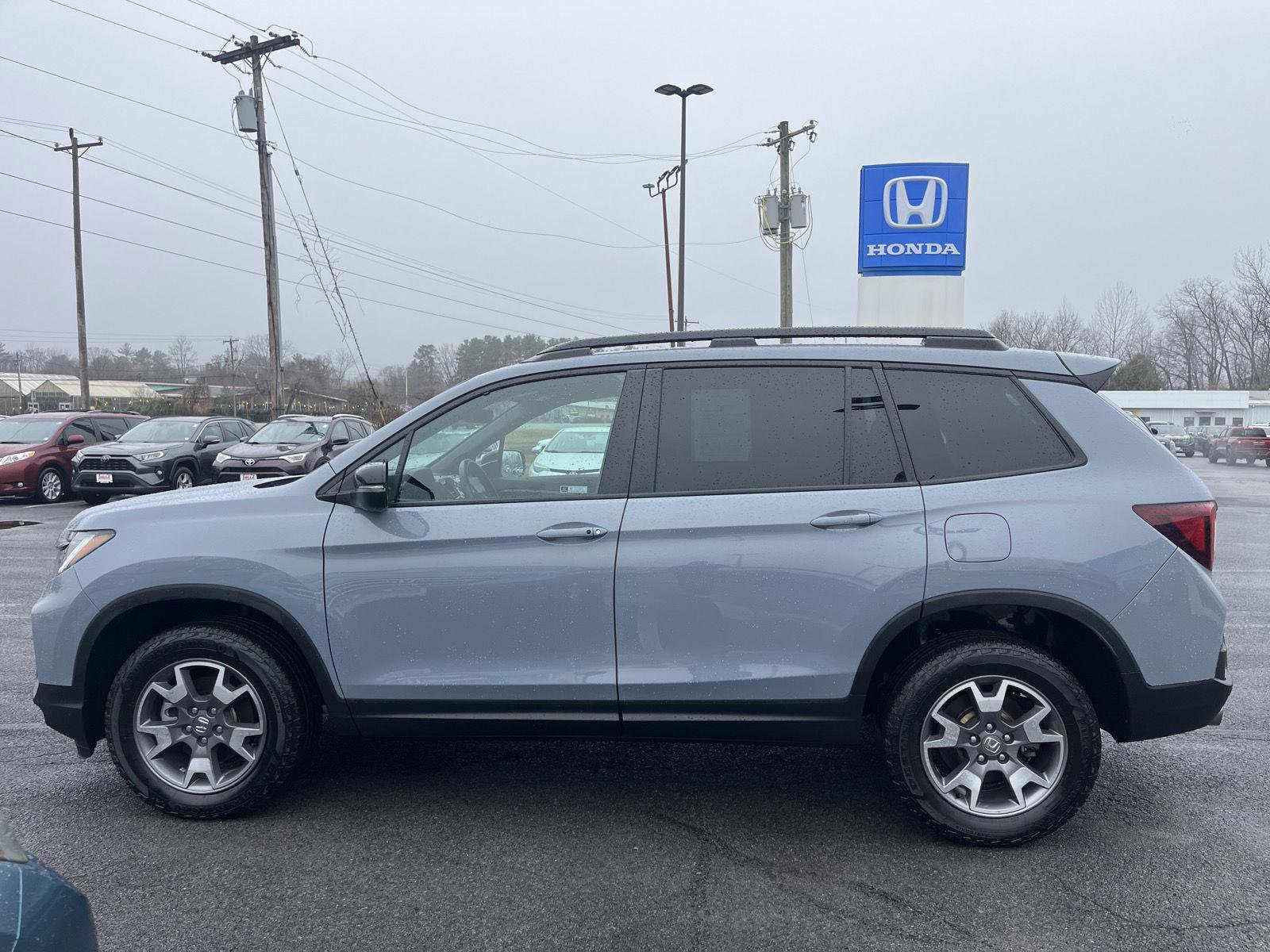 Certified 2022 Honda Passport TrailSport image 4