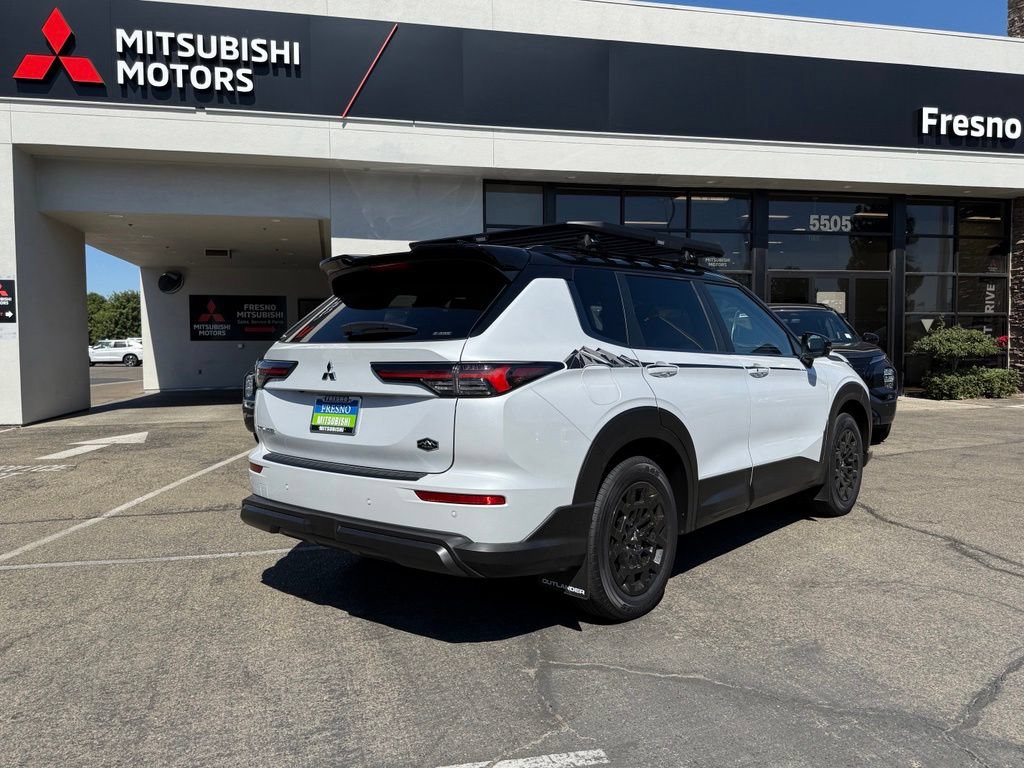 New 2026 Mitsubishi Outlander AWD image 8