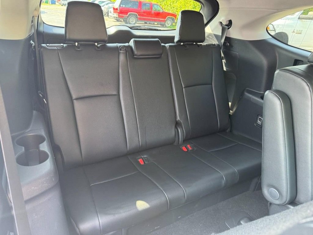 Used 2026 Toyota Highlander XLE AWD/4WD image 14