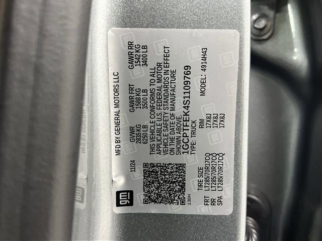 Certified 2025 Chevrolet Colorado ZR2 w/ Technology Package image 34