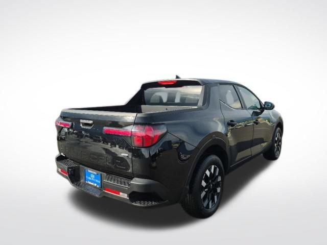 Used 2025 Hyundai Santa Cruz SE AWD/4WD image 5
