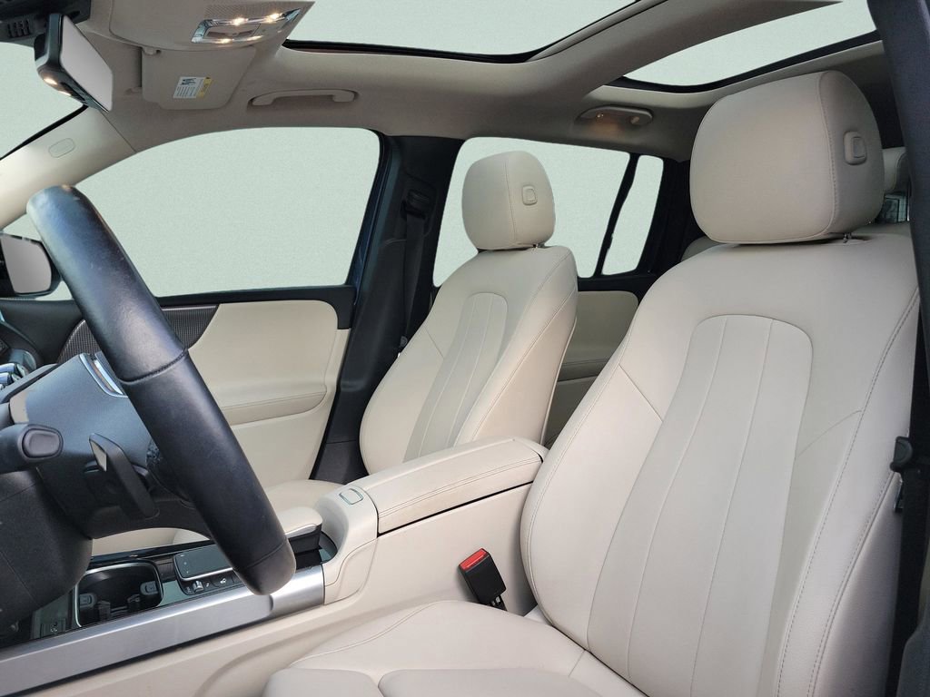 Used 2022 Mercedes-Benz GLB 250 image 22