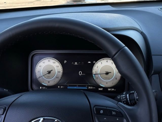 Used 2023 Hyundai Kona Limited image 10