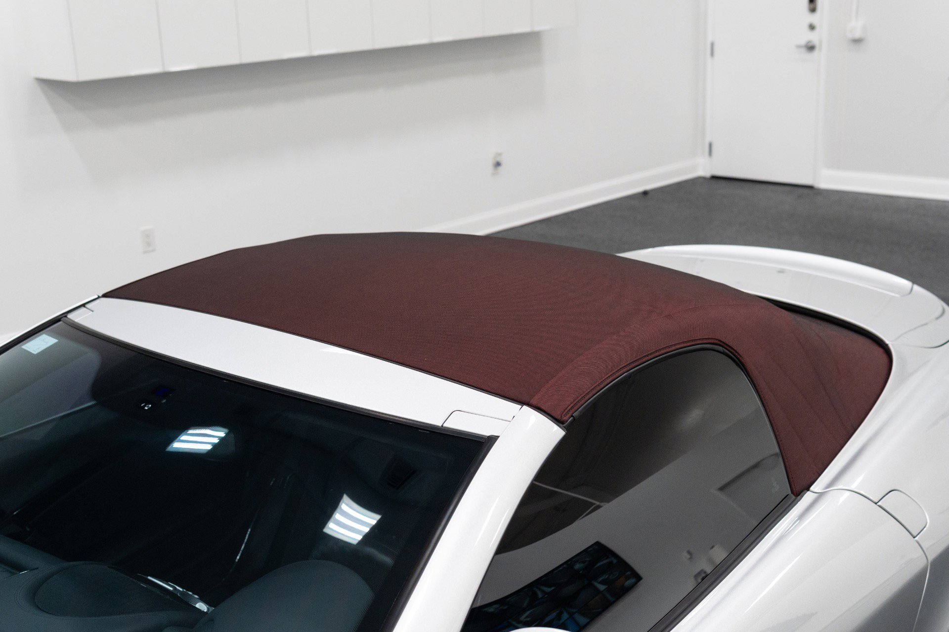 Used 2009 Mercedes-Benz SLR image 10