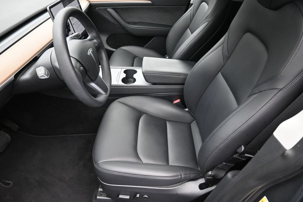 Used 2023 Tesla Model Y Long Range AWD/4WD image 19