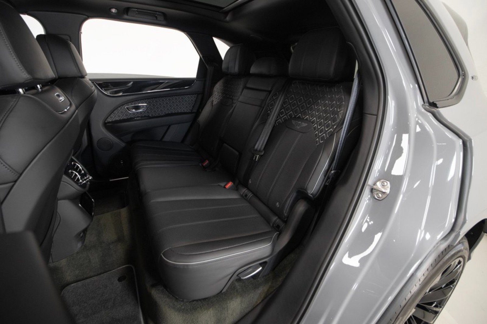Used 2023 Bentley Bentayga Speed image 51