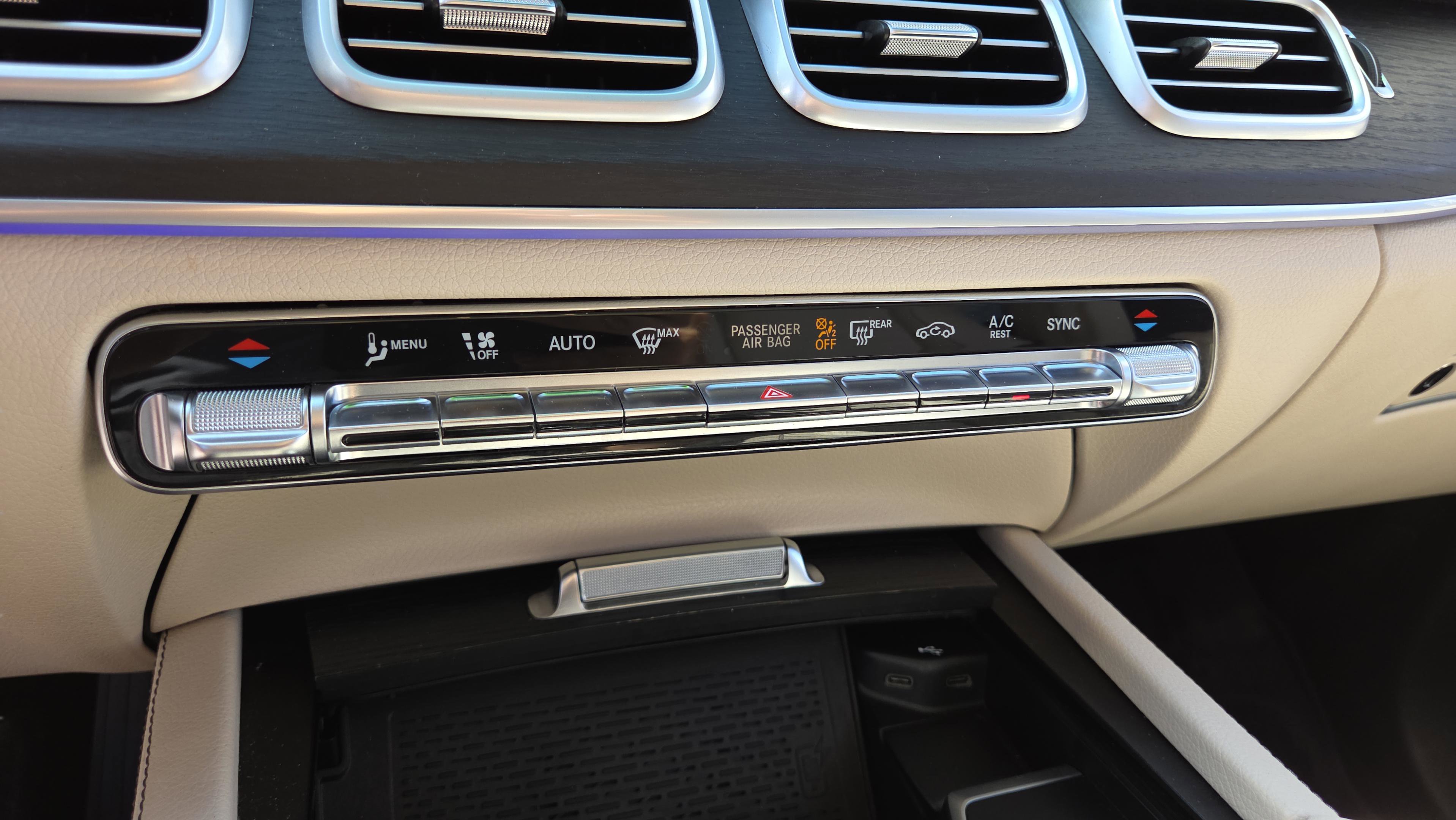 Certified 2024 Mercedes-Benz GLS 450 4MATIC image 20